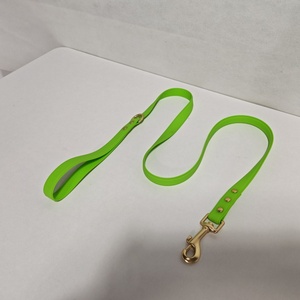 Großhandel <span class=keywords><strong>PVC</strong></span> Hunde halsband und Leine Set Wasserdichte rutsch feste Hunde leine Hunde zubehör - Product Image 3