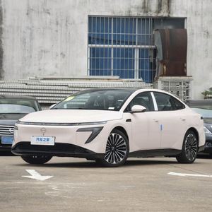 Minsk Spot 2025โดยสิงโตทะเล07 EV 550กม. 610พวงมาลัยมือซ้าย5ที่นั่ง4WD BYD sealion 7รถยนต์ไฟฟ้า - Product Image 4