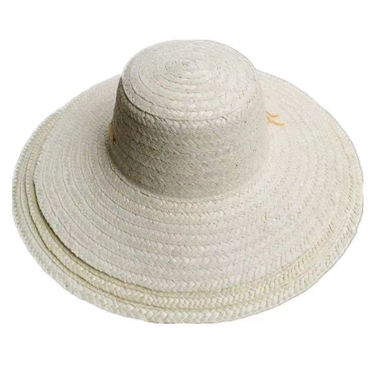 Chapeau de paille blanchi