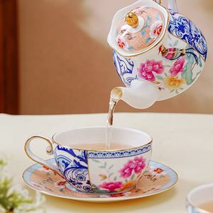 Zarif Lüks İngiliz Öğleden Sonra Çayı Servis Seti Vintage Ev Tipi Çevre Dostu Kemik Çini Kahve Fincanı Tabağı Çaydanlık Hausweet TP-0021 - Product Image 3