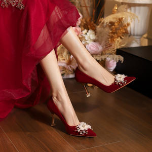 Zapatos elegantes para fiestas, estilo charol - tacones de aguja negros con punta en pico y sandalias para mujer - Product Image 4