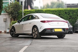 <span class=keywords><strong>Mercedes</strong></span>-<span class=keywords><strong>EQE</strong></span> <span class=keywords><strong>350</strong></span> 4MATIC 2024, Sedán Eléctrico de Lujo, 215kW, Batería de 96.1kWh, Autonomía NEDC de 681km, Disponible para la Venta - Product Image 4