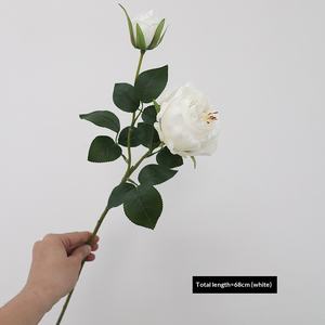 <span class=keywords><strong>Bouquet</strong></span> <span class=keywords><strong>de</strong></span> <span class=keywords><strong>fleurs</strong></span> artificielles haut <span class=keywords><strong>de</strong></span> gamme style européen Dela Show Rose Vintage à 2 têtes avec bords brûlés pour mariage et décoration intérieure - Product Image 6