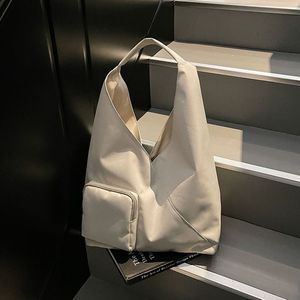 Nuevo bolso triangular de gran capacidad para mujer, bolso tote informal de un solo hombro, de color sólido, con cierre abierto y cerrado. - Product Image 6