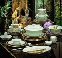 Service de table en céramique céladon de luxe avec bordure dorée, idéal pour les repas quotidiens en famille et la décoration de table pour grands banquets
