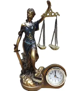 2023 оптовая продажа бронзового цвета статуя леди справедливости с часами Скульптура Богини