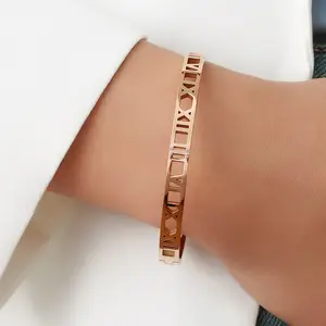 römische ziffern-serie hohle geschnitzte modische frauen-armband römische ziffern-armband dreifarbiges römisches armband