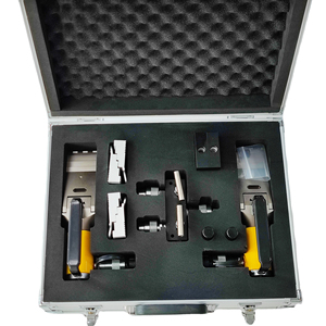 VIT-W ENERPAC Ensemble de séparateurs de brides hydrauliques FSH-14, incluant le séparateur de brides hydraulique 14T FSH-14 - Product Image 3
