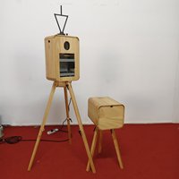 Mesin Foto Booth Kayu Layar Sentuh Retro 18,5 inci Dua Sisi Paling Populer Dengan Dudukan Printer yang Sama