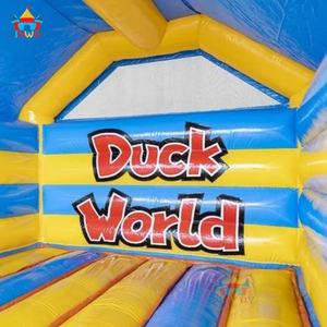 Castillo Inflable Estándar con Diseño 2026, Pato de Goma para Diversión - Product Image 3