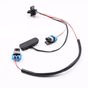 Interruptor de Apertura de Maletero Vauxhall 13271692 13359894 13422271 para Reparación o Reemplazo de la Puerta Trasera - Product Image 1