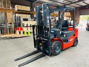 Montacarga Gas Propane De 7 Toneladas 3500kg 2.5ton Petrol Gasoline Forklift with Side Shifter Good Quality for Sale - Product Image 3