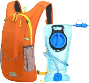 免费样品定制男女通用水合背包，用于跑步徒步旅行，带2升水囊