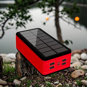 Cargador Solar Rápido, Banco de Energía de 50000mAh, Impermeable, 4 Puertos USB, Estación de Energía Solar con Linterna LED, Entrega Rápida - Product Image 1