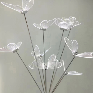 Luz LED de suelo dorada con forma de mariposa, moderna y elegante, para decoración de bodas y fiestas, venta al por mayor. - Product Image 4