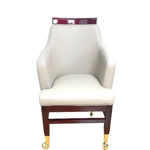 Sièges <span class=keywords><strong>de</strong></span> casino personnalisés Tapis doré Roue en aluminium Machine à sous VP Sièges Matériau en cuir texturé Chaises <span class=keywords><strong>de</strong></span> poker Baccarat - Product Image 1