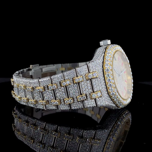 Elegante Reloj de Acero Inoxidable con Movimiento Suizo y Diamante Moissanite, Creado para un Lujo Duradero con un Brillo Brillante de la India - Product Image 6