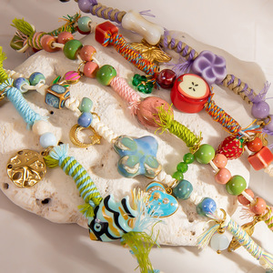 Pulsera de dijes con nudo de fresa de cuatro hojas colorida y diseño de borla de cerámica de frutas para mujer, regalo de joyería SL41570 - Product Image 4