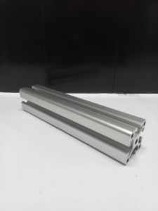 Barre carrée en aluminium à fente en T personnalisée 40x40, 6063-T5, finition usinée, anodisée pour matériaux de construction, Indonésie - Product Image 5