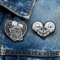 1/2 pièces Broche crâne cœur noir et blanc, Badge Gothique Amoureux, Épingle Rétro Noir et Blanc pour Vestes, Chapeaux, Sacs, Cadeau Humour Noir