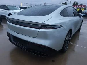 Offre Spéciale EV 2024 Dongfeng Yipai E007 620 Ruyi Edition Berline électrique à 620km d'autonomie - Product Image 4