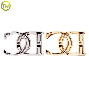 Zapatos de diseñador personalizados letras privadas logotipos bolso accesorio oro logo placa de metal emblemas para monedero de cuero