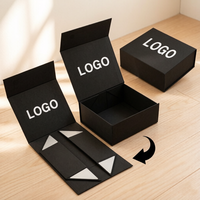 Nouvelle boîte pliante carrée magnétique en papier recyclé avec grand logo personnalisé, emballage de luxe en carton rigide brillant avec finition UV