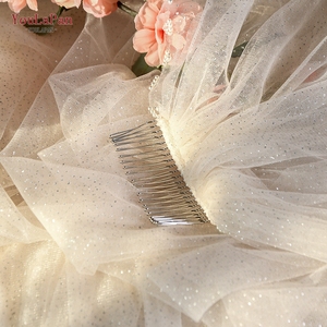 Voile de mariée cathédrale de luxe YouLaPan V179 fait main avec perles, maille scintillante monocouche <span class=keywords><strong>et</strong></span> peigne à cheveux en métal - Product Image 6
