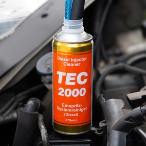 Limpiador de Inyectores Diésel TEC 2000 Práctico, Ideal para el Cuidado del Motor Diésel, Tratamiento de Inyectores y Mejora del Rendimiento del Sistema de Combustible - Product Image 3