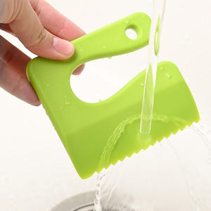 Cuchillo de plástico verde para frutas para niños pequeños, juguete de corte seguro, 10 cm de longitud, herramienta de juego de cocina unisex para educación temprana - Product Image 4