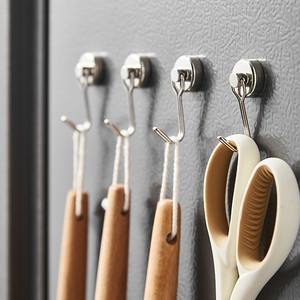 ตะขอแม่เหล็กสแตนเลสแบบเดี่ยว ดีไซน์ทรงกลม สำหรับจัดระเบียบกุญแจในครัว ไม่ต้องเจาะ แม่เหล็กแรงสูง - Product Image 2