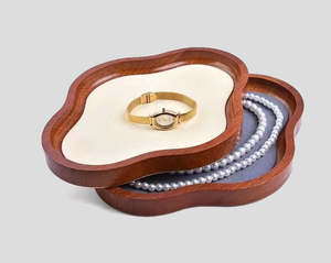 Plateau de présentation en bois de luxe personnalisé pour bijoux (colliers, boucles d'oreilles, pendentifs, bagues) avec logo, idéal pour comptoirs et présentoirs – Vente en gros - Product Image 5