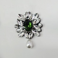 Applique en strass de verre en forme de fleur vintage, avec support en plastique, lavable, à coller, à dos plat, pour décoration de mariage, faite à la main