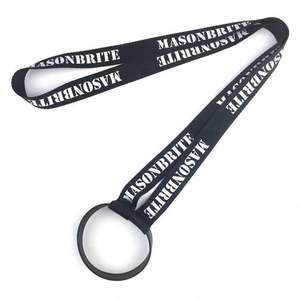 Cordón de Poliéster Directo de Fábrica con Portavasos de Silicona, Impresión de Serigrafía, Logotipo Personalizado y Accesorio de Gancho - Product Image 5