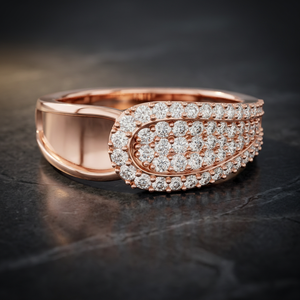 Anillo de cóctel unisex de lujo de plata de ley chapado en oro rosa con banda ancha y pavé de moissanita de corte redondo estilo hip-hop - Product Image 1