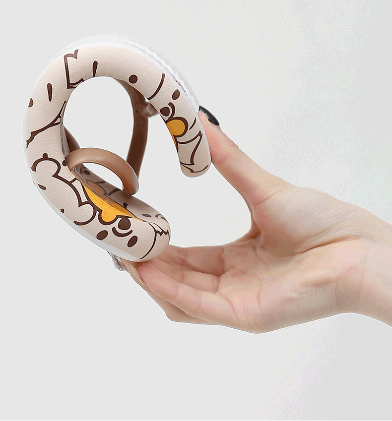 Custom Printing Cartoon PVC Soft Non-slip Bathroom Slippers for Women Men Filp Flops