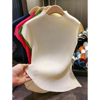 T-shirt plissé manches courtes polyvalent classique simple couleur unie pour femmes