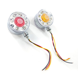 Illuminazione supplementare su entrambi i <span class=keywords><strong>lati</strong></span> colore sicuro di guida del segnale di lavoro di ingegneria del veicolo Cue fanale posteriore per camion 24 led12v24v - Product Image 4