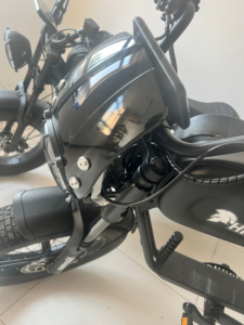 Bicicleta Eléctrica Himoto Negra Personalizable, 3000W, Batería de Litio de 60AH, Motor sin Escobillas, Sensor Electrónico, Neumáticos Anchos, para Desplazamientos Urbanos - Product Image 3