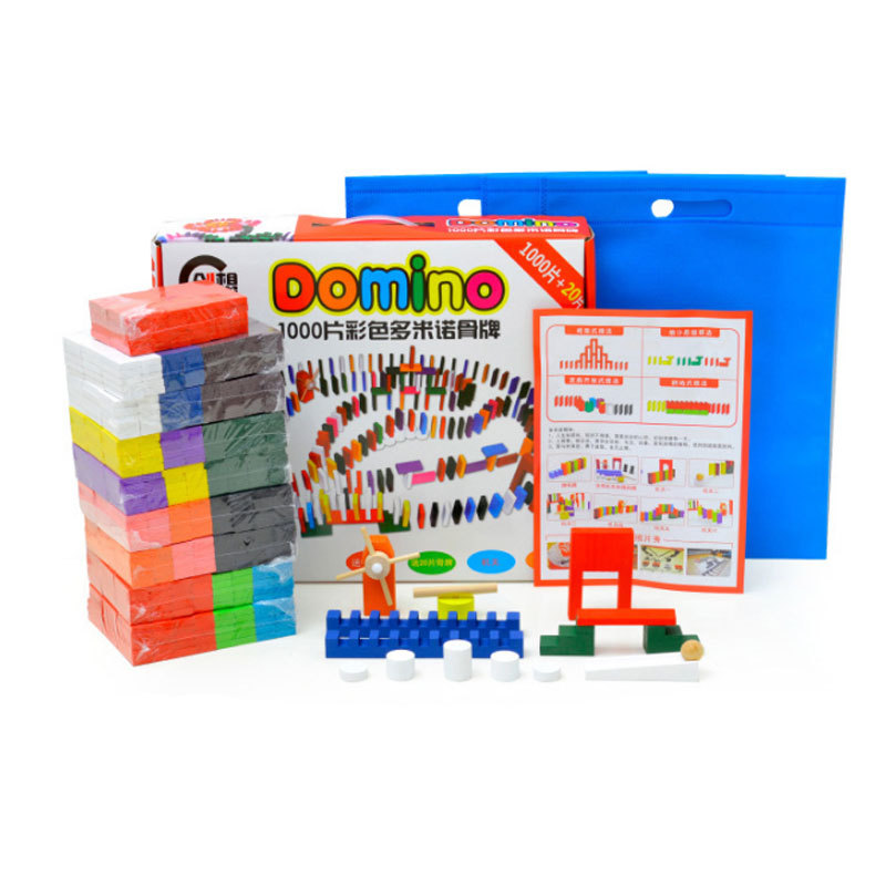 1000 dominos