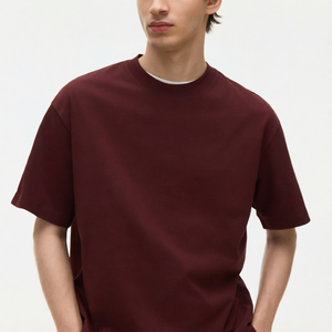 Camiseta de Hombre de Primera Calidad, Servicio OEM/ODM, Tejido de Rizo Rojo Oscuro, Anti-Pilling, Poliéster/Algodón, 220g, Lisa - Product Image 1