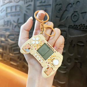 <span class=keywords><strong>Mini</strong></span> Gaming Console Handheld Keychain Bag Pendant Electronic Games Machine Fun Keychain Aniversário Presente para Crianças - Product Image 4