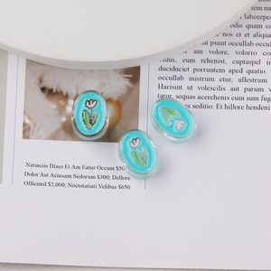 Cuentas acrílicas ovaladas transparentes de epoxi con diseño de flor de tulipán para la fabricación de joyería - Product Image 4