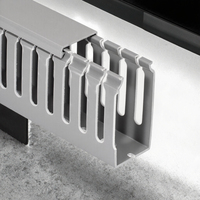 Goulotte de câbles réseau décorative en PVC OEM, couvercle à fente transparent, conduits de câbles de câblage blancs et chemin de câbles électriques