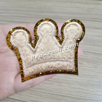 2.5 pouces rose Chenille princesse reine couronne fer sur coudre sur patch insigne pour casquette chapeau