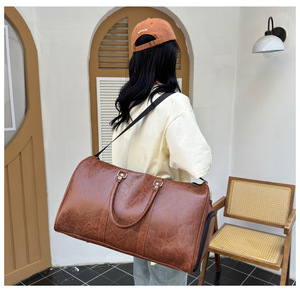 Sac de sport unisexe rond en cuir PU, sac de voyage à bandoulière, sac de voyage multifonctionnel pour le fitness, le sport et l'usage quotidien - Product Image 2