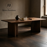Table à manger rectangulaire contemporaine nordique en chêne pour 6 à 8 personnes, ensemble table et chaises pour villa et maison d'hôtes, mobilier nordique