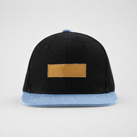 Casquette de baseball personnalisée noire à visière plate, 6 panneaux, snapback, visière en jean bleu, patch en cuir, réglable, vente en gros, OEM, faible MOQ