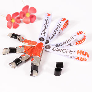 Polyester Fabrikant Topkwaliteit Fabrieksprijs Mode Op Maat Logo Gesublimeerd Doek Polsbandjes Voor Kinderen - Product Image 1