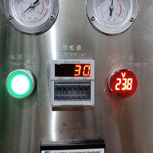 מחולל חנקן נייד רב תכליתי דיוק גבוה מכונת בטיחות בדרגת מזון למפעלי ייצור חוות שימוש בחמצן - Product Image 4